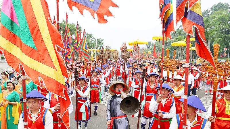 Mr. Vu Trong Binh, Director General of the Employment Department under the Ministry of Home Affairs, speaks at a press conference. (Photo: SGGP)