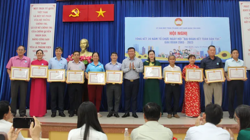 Quận Tân Bình xây dựng 504 công trình “Nhà nước và nhân dân cùng làm” trong 20 năm