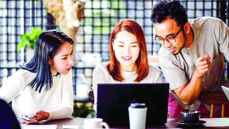 ASEAN có độ phủ internet cao hơn 70%. Ảnh: CNBC