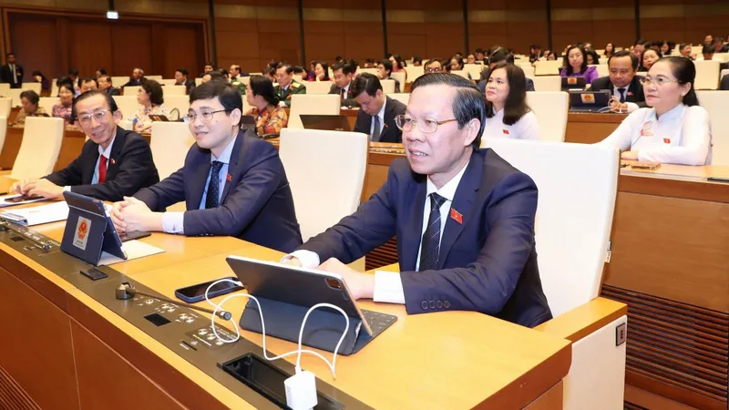 Quốc hội thông qua Nghị quyết đặc thù phát triển TPHCM