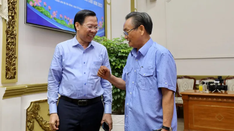 Nâng cao năng lực bộ máy hành chính ngang tầm nhiệm vụ