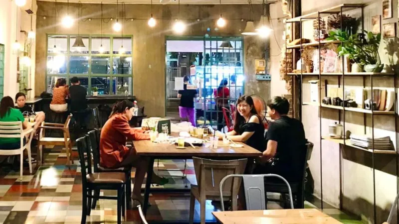 Ngược múi giờ