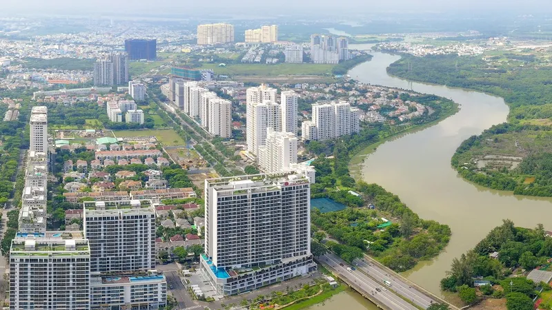 Quy hoạch TPHCM là đô thị đa trung tâm, phát triển giao thông công cộng