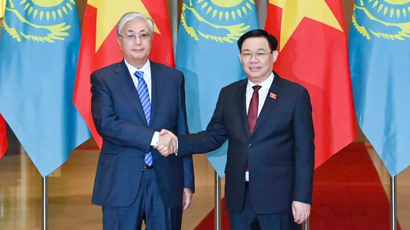 Việt Nam - Kazakhstan tăng cường hơn nữa sự hợp tác trong lĩnh vực kinh tế, thương mại và đầu tư