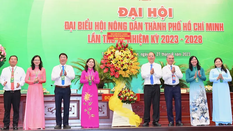 Khai mạc Đại hội đại biểu Hội Nông dân TPHCM lần thứ XI: Bàn giải pháp giúp nông dân thích ứng với xu thế mới