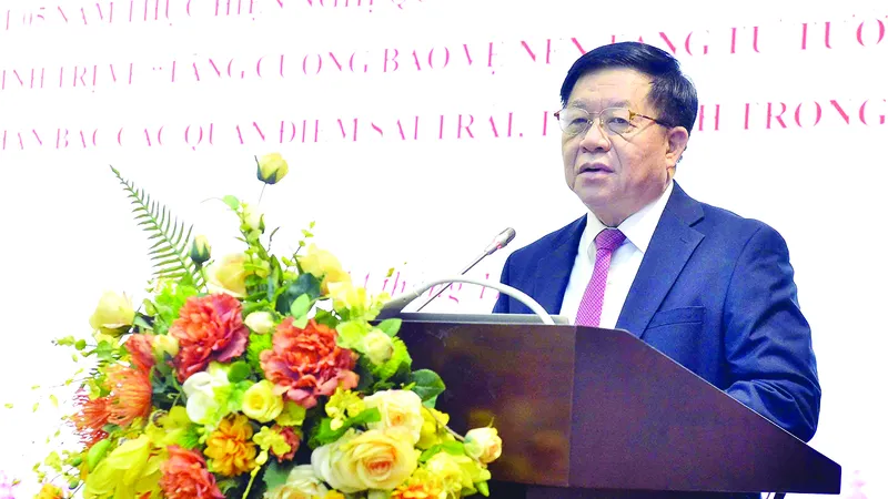Trưởng Ban Tuyên giáo Trung ương Nguyễn Trọng Nghĩa phát biểu chỉ đạo hội nghị sơ kết 5 năm thực hiện Nghị quyết số 35 của Bộ Chính trị về “Tăng cường bảo vệ nền tảng tư tưởng của Đảng, đấu tranh phản bác các quan điểm sai trái, thù địch trong tình hình mới”. Ảnh: TTXVN