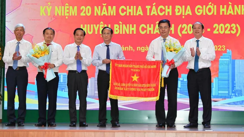 Phó Bí thư Thành ủy TPHCM Nguyễn Hồ Hải: Xây dựng huyện Bình Chánh phát triển bền vững 