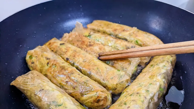 Ngày tết nhớ món nem mẹ làm