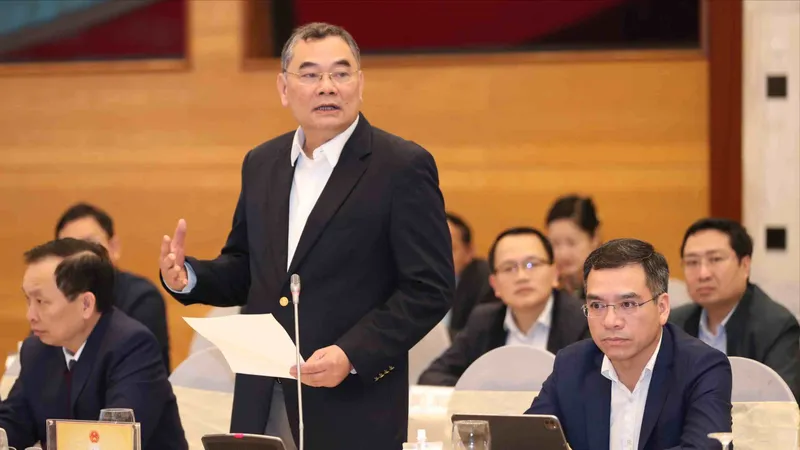 Trung tướng Tô Ân Xô: “Thăm khám và điều trị một số bệnh nan y” trong phòng chống tham nhũng