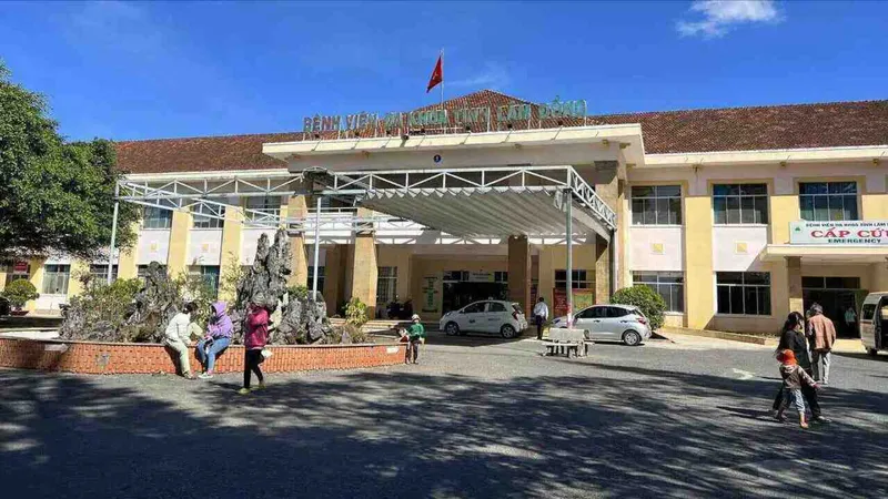 Vụ bệnh nhân phải mổ vì bị trả nhầm kết quả X-Quang: Yêu cầu làm rõ trách nhiệm