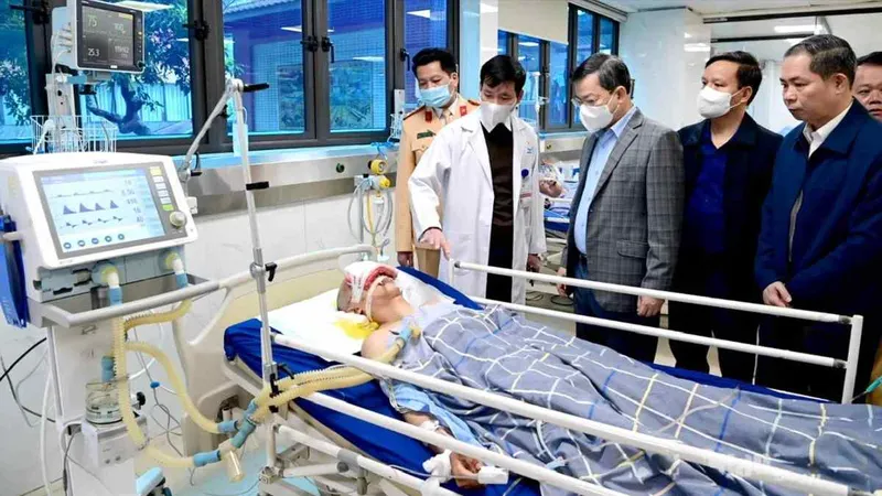 Dồn sức cứu chữa các nạn nhân vụ TNGT nghiêm trọng ở Tuyên Quang