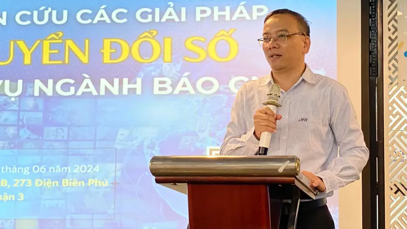 Báo chí Việt Nam đang chịu sự cạnh tranh khốc liệt từ mạng xã hội