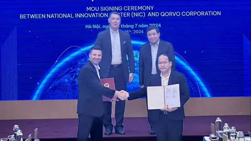 Khai giảng chương trình đào tạo thiết kế vi mạch 