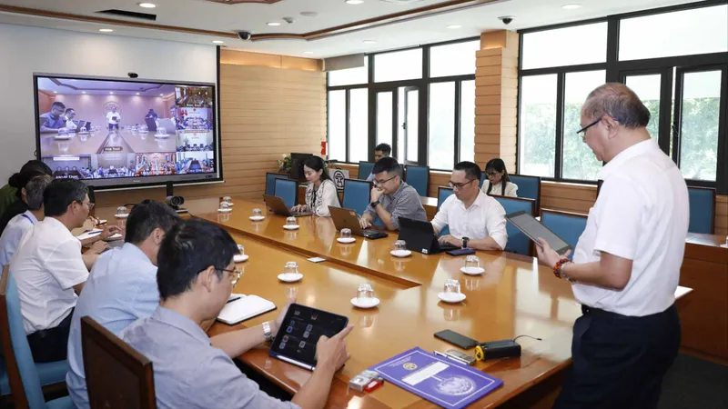 Cán bộ, công chức Hà Nội nêu cao trách nhiệm cài đặt, kích hoạt, sử dụng iHanoi