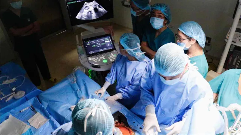 Y tế nội hút bệnh nhân ngoại