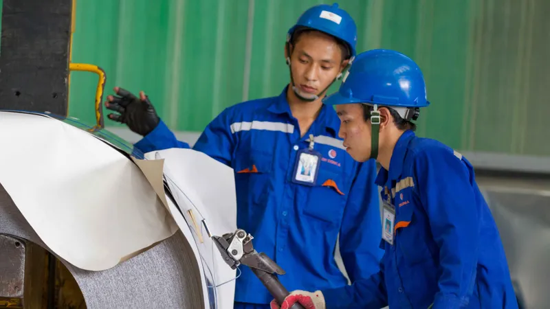 Doanh nghiệp lo rào cản xuất khẩu