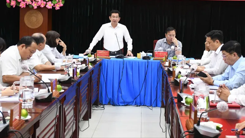 Phó Chủ tịch Thường trực UBND TPHCM Dương Ngọc Hải phát biểu chỉ đạo. Ảnh: LÊ AN
