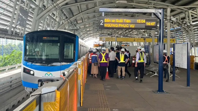 Hành khách sẽ được phục vụ miễn phí tháng đầu tiên metro đưa vào khai thác