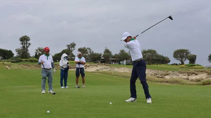 Hàng trăm golfer tham dự giải Vietnam Golf Festival