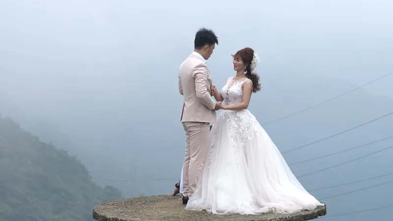 Kết hôn là một lựa chọn quan trọng của cuộc đời. Ảnh: XUÂN THÂN