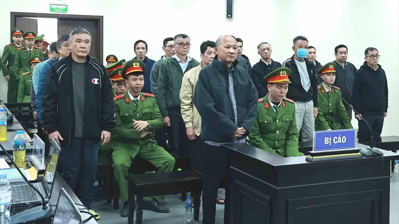 Cựu Chủ tịch UBND tỉnh Bình Thuận Lê Tiến Phương lãnh 6 năm tù
