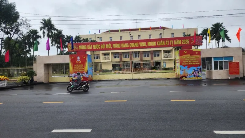 Quảng Nam có 8 bí thư huyện ủy xin nghỉ hưu trước tuổi