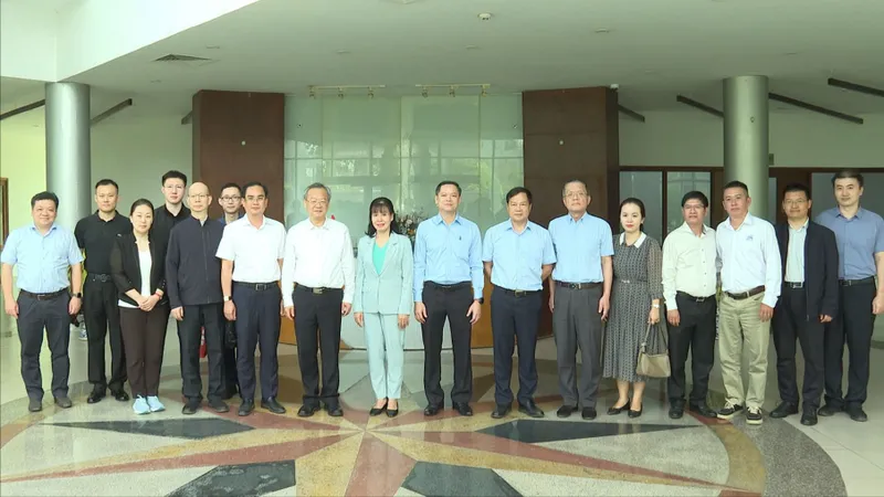 Đoàn đại biểu Nhân dân Nhật báo (Trung Quốc) thăm và làm việc tại Tây Ninh