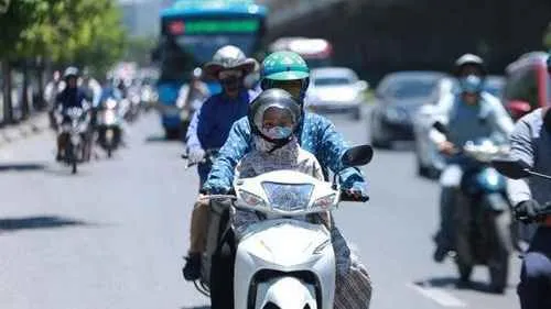 Nam bộ oi bức, Bắc và Trung bộ nắng nóng gay gắt 
