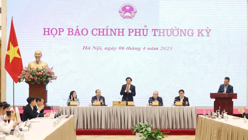 Sẽ tăng chế tài xử phạt người nổi tiếng quảng cáo sai sự thật