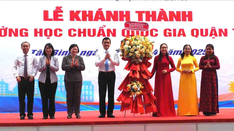 Quận Tân Bình: Niềm vui lớn trong ngày khánh thành 3 trường học chuẩn quốc gia