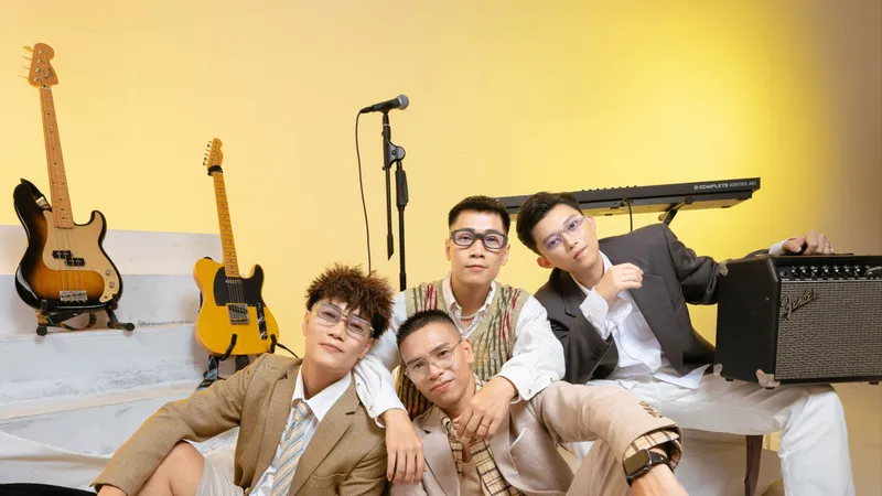Làm mới nhạc đỏ bằng hơi thở hiện đại với dự án âm nhạc #VN1945