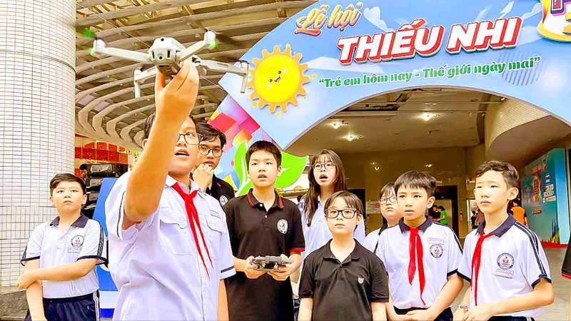 Vui Tết Thiếu nhi, rộn ràng đón hè