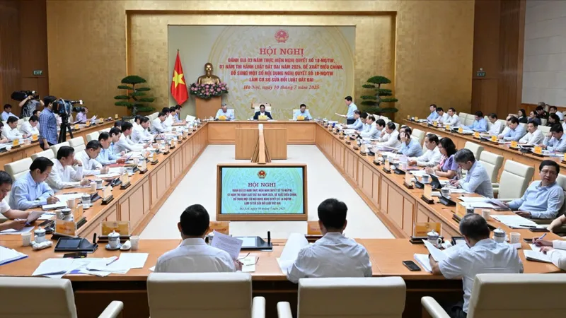 Thủ tướng Phạm Minh Chính chủ trì hội nghị 