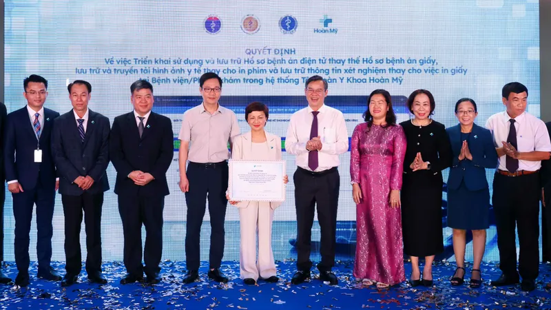 Một tập đoàn y khoa triển khai hồ sơ bệnh án điện tử trên toàn hệ thống 