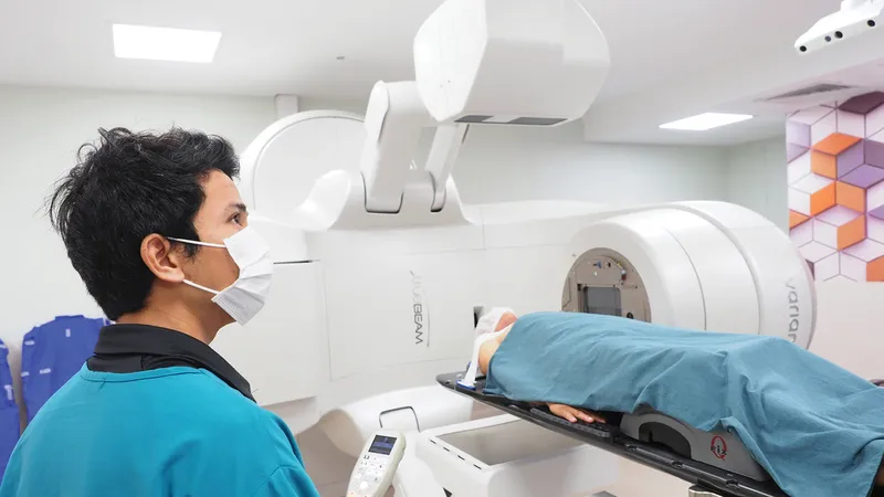Bệnh nhân xạ trị tại Bệnh viện Ung bướu TPHCM (cơ sở 2)