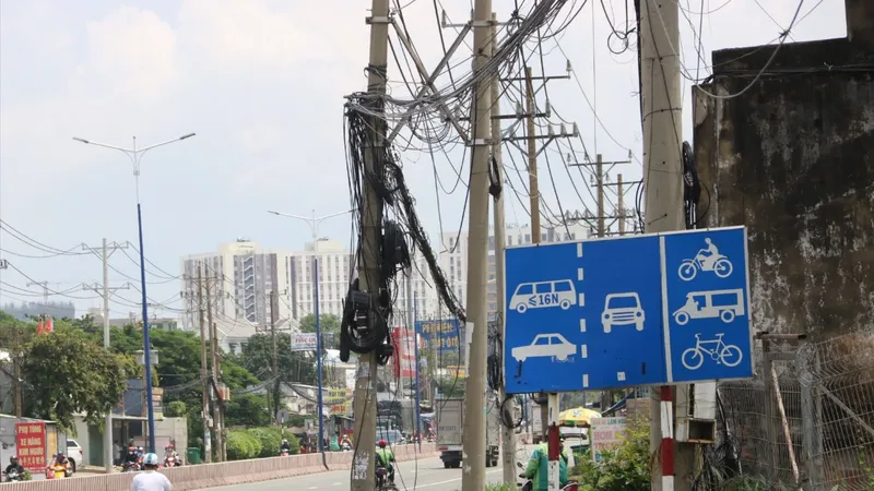 Chậm di dời lưới điện gây ảnh hưởng tiến độ các dự án hạ tầng giao thông