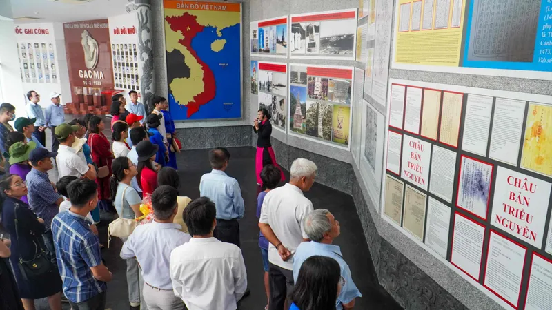 Xúc động trước những kỷ vật của liệt sĩ Gạc Ma