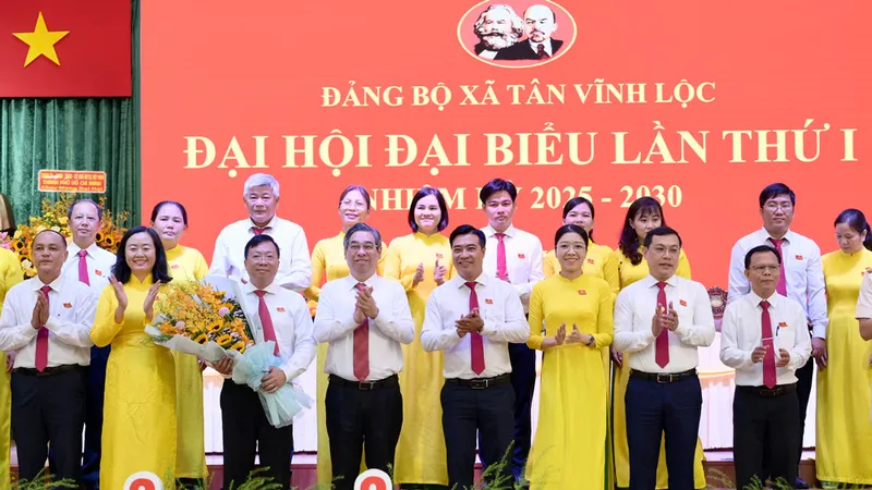 Xây dựng xã Tân Vĩnh Lộc đạt chuẩn nông thôn mới nâng cao kiểu mẫu