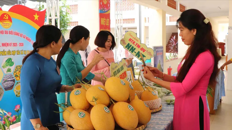 Phó Chủ nhiệm Thường trực Ủy Ban Kiểm tra Thành ủy TPHCM Nguyễn Chí Trung dự và phát biểu chỉ đạo Đại hội đại biểu xã Nghĩa Thành lần thứ I, nhiệm kỳ 2025-2030