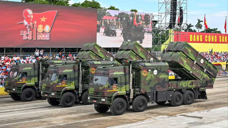 Cận cảnh tổ hợp tên lửa Trường Sơn do Việt Nam nghiên cứu, thiết kế, sản xuất