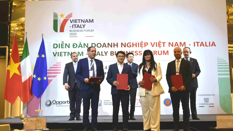 Việt Nam - Italia thúc đẩy hợp tác nhiều lĩnh vực kinh tế quan trọng