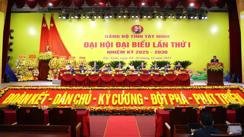 Khai mạc phiên trù bị Đại hội đại biểu Đảng bộ tỉnh Tây Ninh lần thứ I