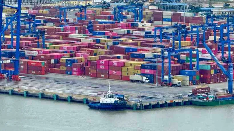 9 tháng đầu năm, thặng dư thương mại của Việt Nam đạt 17 tỷ USD 