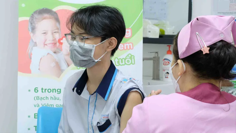 Vì sao sốt xuất huyết nguy hiểm đối với trẻ nhỏ?