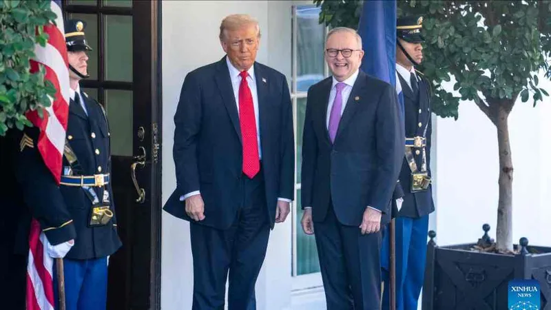 Thủ tướng Australia Anthony Albanese và Tổng thống Mỹ Donald Trump tại Nhà Trắng. Ảnh: XINHUA