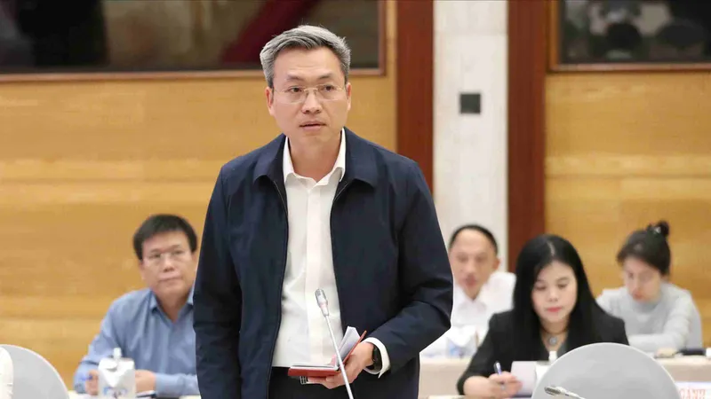 Văn phòng Chính phủ tổ chức buổi họp báo Chính phủ thường kỳ tháng 10. Ảnh: QUANG PHÚC