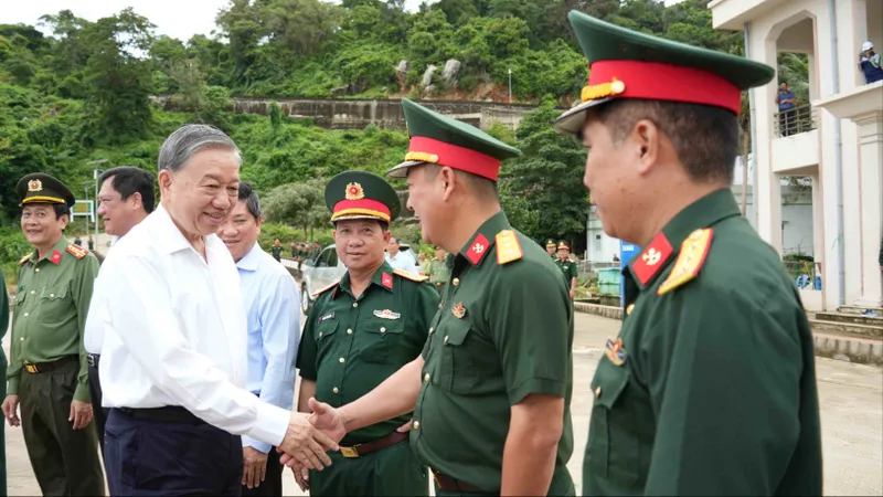 Tổng Bí thư Tô Lâm: Phát triển cụm đảo Hòn Khoai mạnh về kinh tế, vững về quốc phòng - an ninh