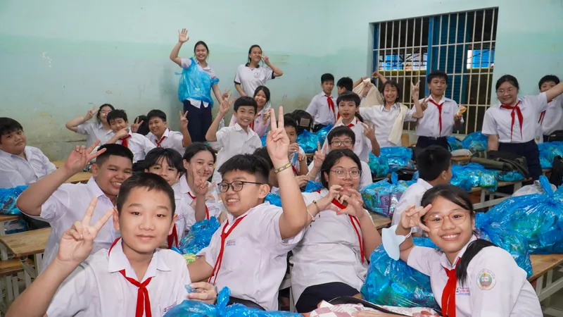 TPHCM huy động nguồn lực hỗ trợ, sửa chữa 33 điểm trường tại tỉnh Khánh Hòa