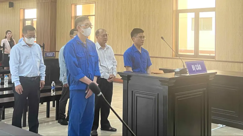  “Thổi giá” thiết bị, cựu giám đốc sở y tế bị tuyên phạt 5 năm tù