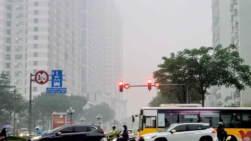 Người dân cần đeo khẩu trang chất lượng khi ra đường do không khí ô nhiễm